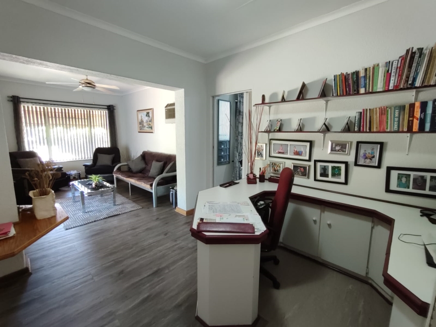 3 Bedroom Property for Sale in Flimieda North West